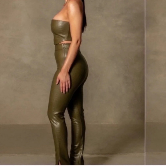 MESHKI Annabelle Olive Green Faux Leather Pants Size XS - Picture 4 of 13